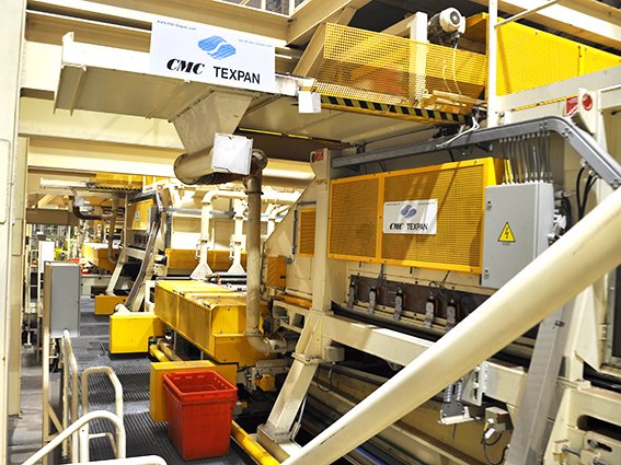 機(jī)械式鋪裝機(jī)